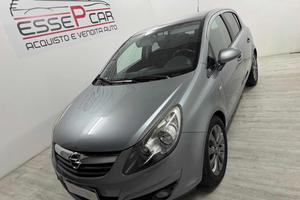 OPEL Corsa 1.2 5 porte Cosmo