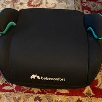 Seggiolino alzatiina per auto