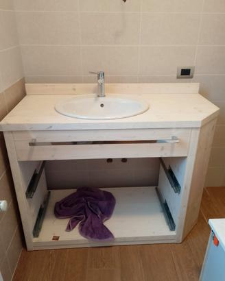 Mobile bagno con specchio 
