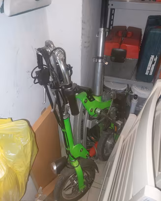 bici pieghevole elettrica 