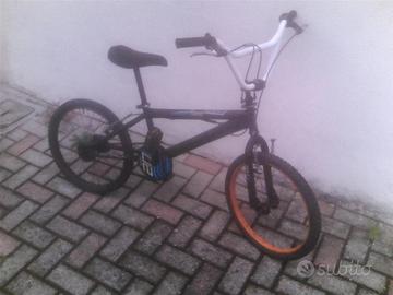 Bmx nera