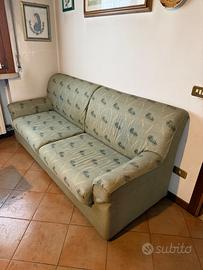 Divano 2/3 posti in tessuto verde – comodo e in bu