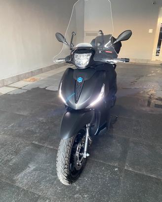 PIAGGIO BEVERLY 400 HPE