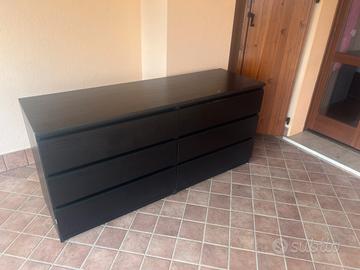 Comodini e cassettone