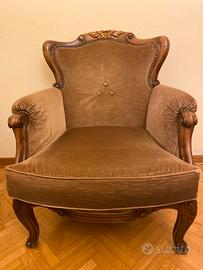 4 Poltrone Vintage in legno intagliato e velluto