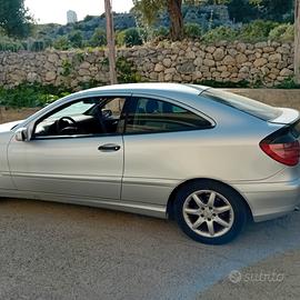 Ricambi Mercedes-Benz Sport Coupè 220CDI
