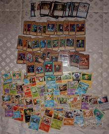 124 vecchie carte Pokemon Yu-Gi-Oh magic