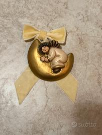 Thun Angelo dormiente sulla luna dorata