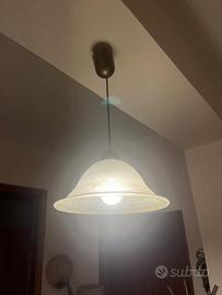 Lampadario in vetro lavorato – 2 pezzi disponibili
