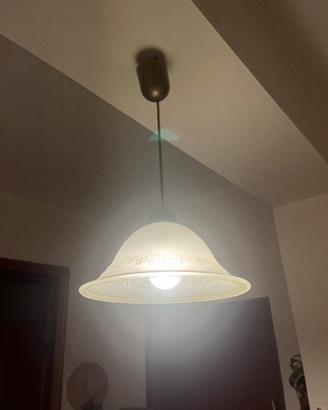 Lampadario in vetro lavorato – 2 pezzi disponibili