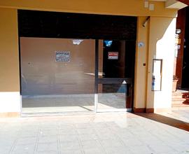 Zona Quattromiglia, Negozio / Locale Commerciale