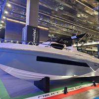 Ranieri International Next 255 LX + HONDA 250 CV