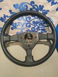 Volante originale Alfa Romeo 33 con mozzo (1991)