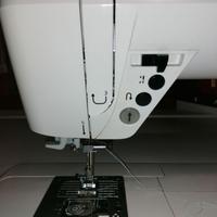 Macchina da cucire JUKI HZL-G110