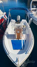 Barca in vetroresina 4,70m