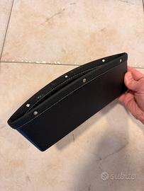 Custodia organizer per auto in pelle