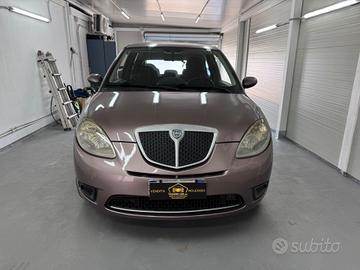 Lancia Ypsilon 1.4 Argento Ecochic GPL