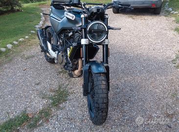 Husqvarna svartpilen 125