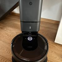 iRobot Roomba i7 con Clean Base