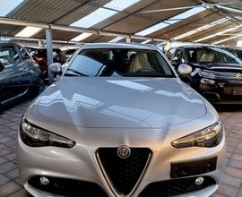 Alfa Romeo Giulia 2.2 JTD 150 CV AT8 Business