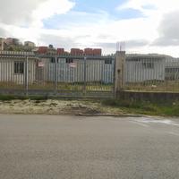 Magazzino adibito ad attività commerciale