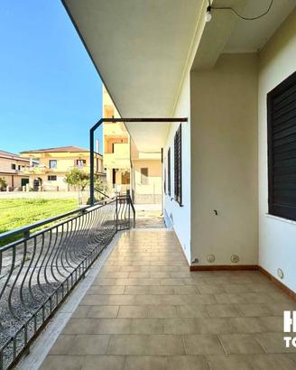 Appartamento di 84 m² con 3 locali e posto auto a 