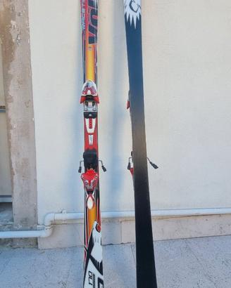 Sci da discesa Volkl Race Tiger usati