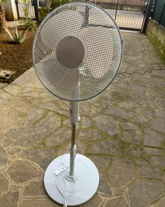 Ventilatore a Piantana con Telecomando