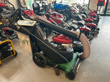 Aspirafoglie a ruote Billy Goat con trazione