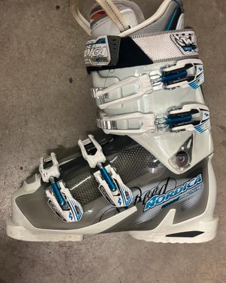 Scarponi nordica donna flex  100  taglia 285 mm