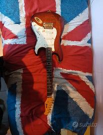 Chitarra elettrica Maison serie ST