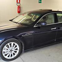 F A V O L O S A MASERATI GHIBLI NO SUPERBOLLO