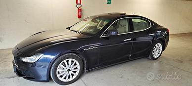 F A V O L O S A MASERATI GHIBLI NO SUPERBOLLO