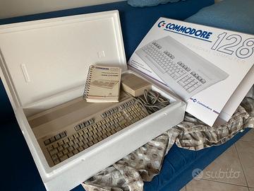 Commodore 128 con box di fantasia (scatola nuova)
