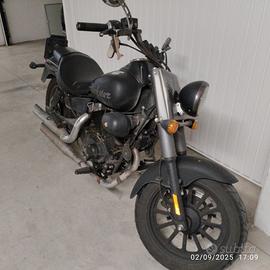 Keeway Blackster 250 - 2017