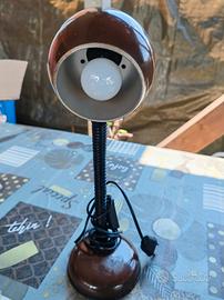 lampada da tavolo Veneta lumi 