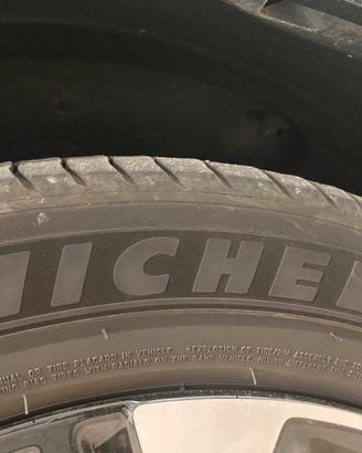Gomme estive 235/50/19
