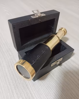 Cannocchiale retrò in ottone con scatola in legno