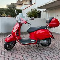 Vespa GTS Super 300ie