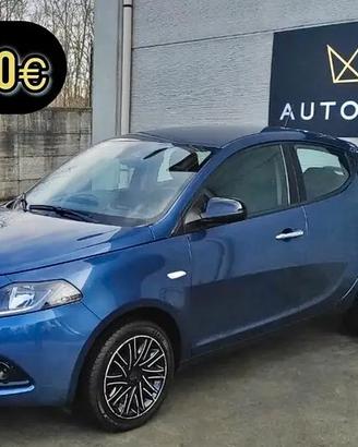 Lancia Ypsilon 1.0 FireFly 5 porte S&S Hybrid Silv