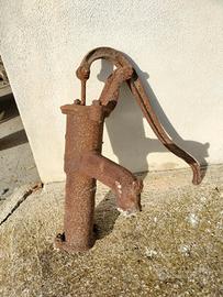 pompa d'acqua manuale 