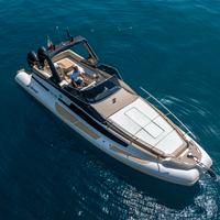 Solemar 33 SE con 2 x 300 HP Mercury