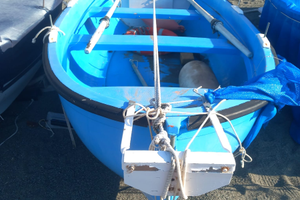 Barca in vetroresina con motore