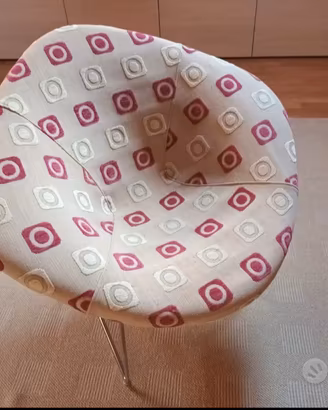 Poltroncina moderna 