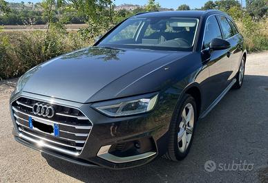 Audi A4 Avant  30 mhev 2.0 businessa advance 135cv