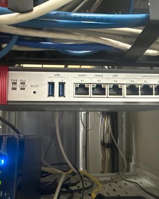 Zywall usg 200