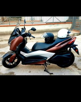 Yamaha xmax 300 iron man  abs tcs