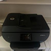 HP OfficeJet 5740 – Stampante Multifunzione Wi-Fi
