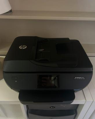 HP OfficeJet 5740 – Stampante Multifunzione Wi-Fi