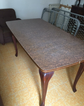 Tavolo in Formica